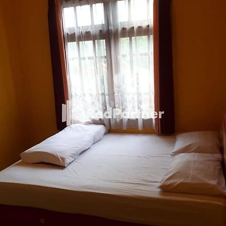 Bromo Indah Lestari Homestay Mitra Reddoorz Pasuruan Exteriör bild