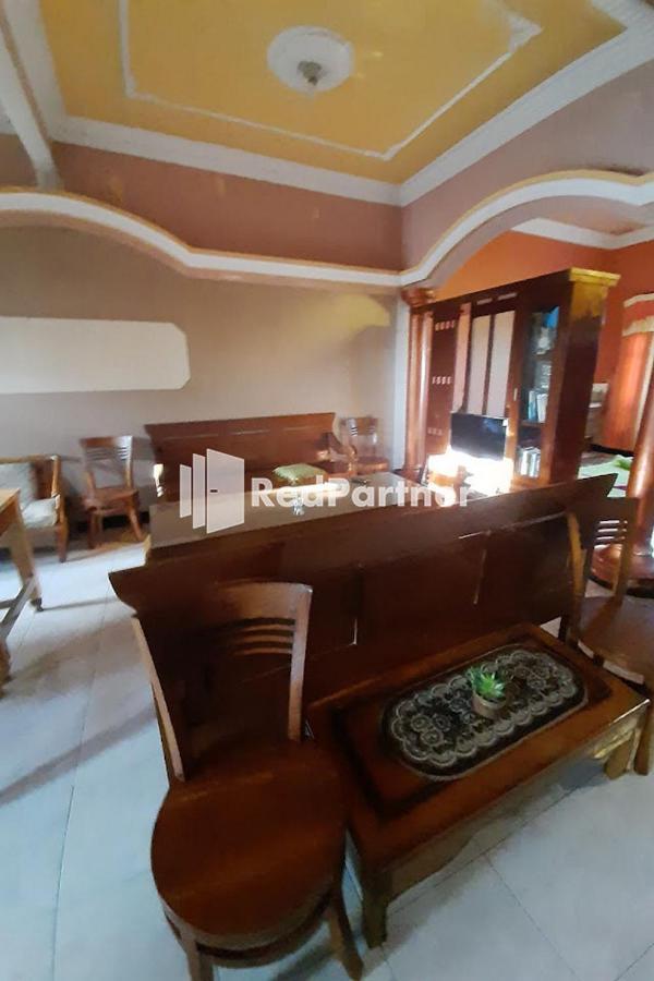 Bromo Indah Lestari Homestay Mitra Reddoorz Pasuruan Exteriör bild