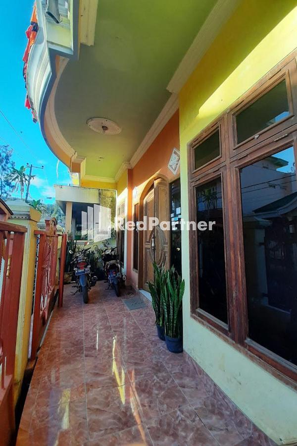 Bromo Indah Lestari Homestay Mitra Reddoorz Pasuruan Exteriör bild