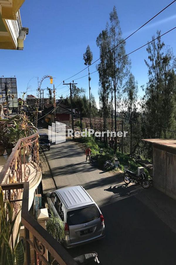 Bromo Indah Lestari Homestay Mitra Reddoorz Pasuruan Exteriör bild